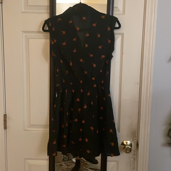 Palm Tree Print Collared Sun Dress - Picture 2 of 3